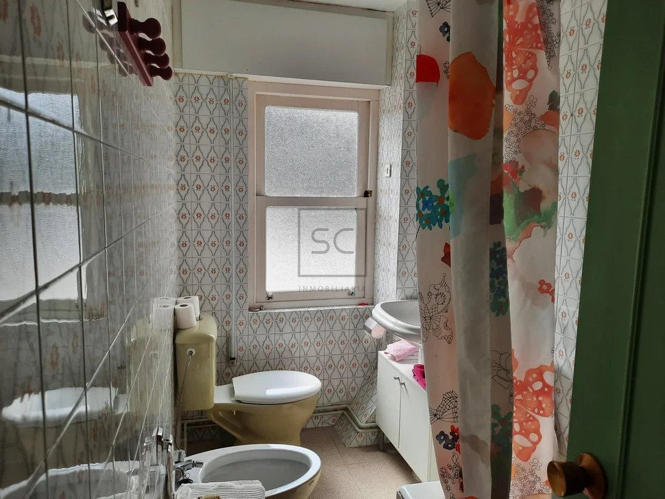 Casa unifamiliar con finca en esmelle