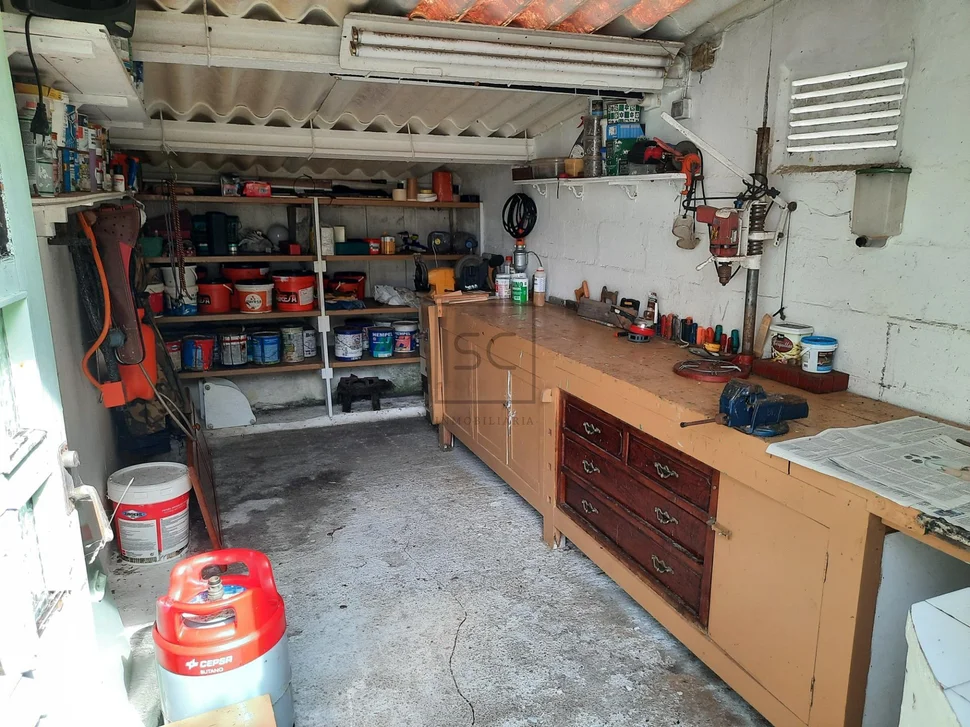 Casa unifamiliar con finca en esmelle