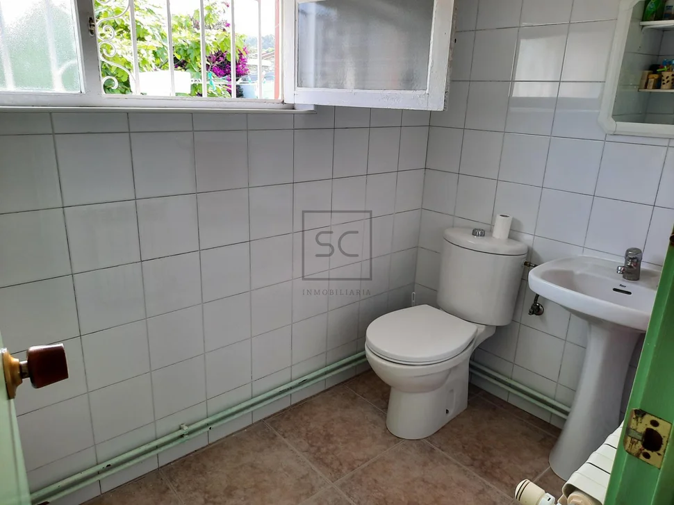 Casa unifamiliar con finca en esmelle