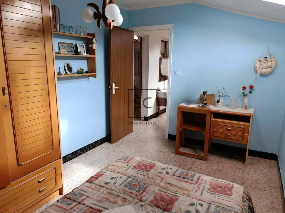 Adosado con 5 habitaciones en santa marina, ferrol