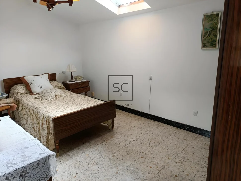 Adosado con 5 habitaciones en santa marina, ferrol