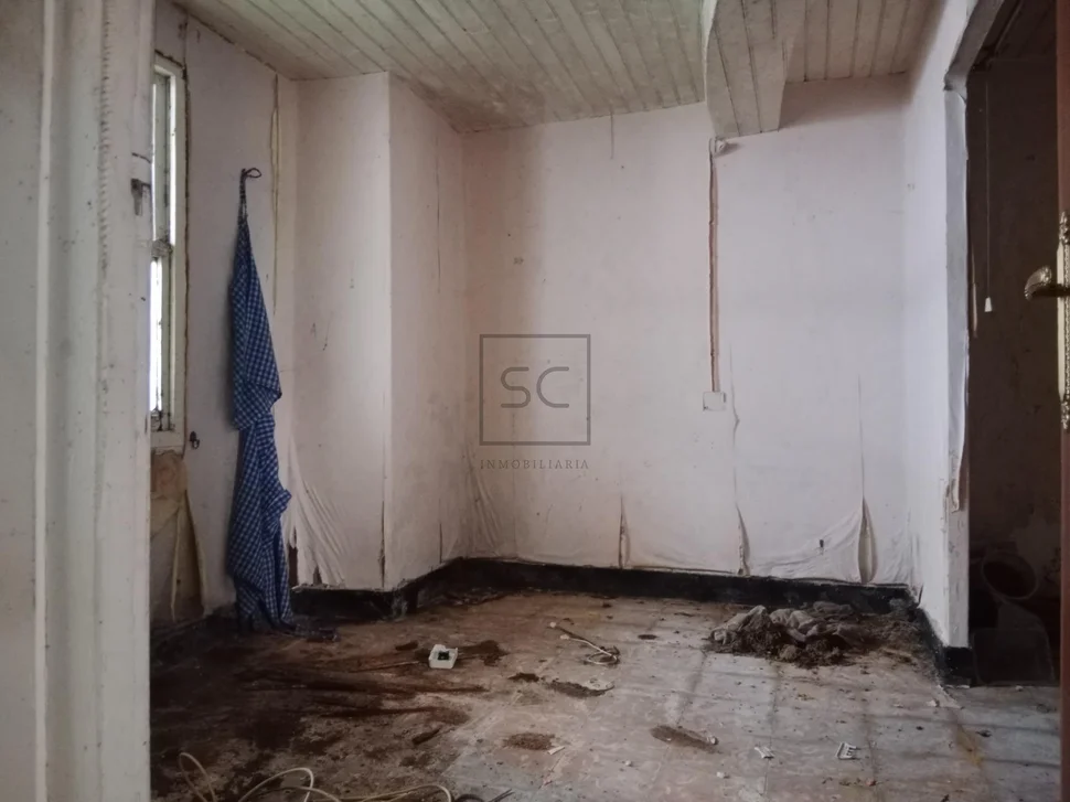 Casa para rehabilitar canido-ferrol