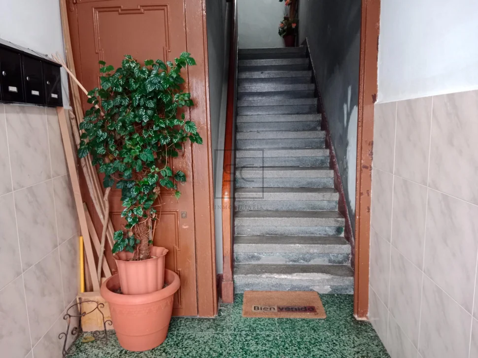 Piso para reformar en el centro-ferrol