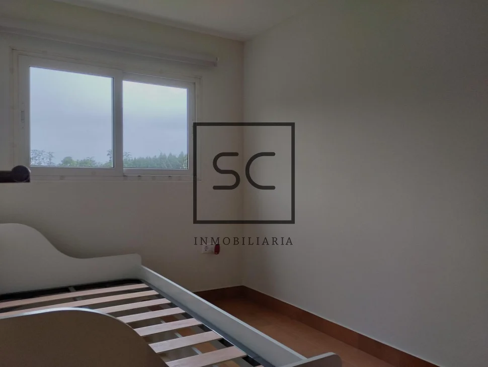 Casa con terreno en arteixo