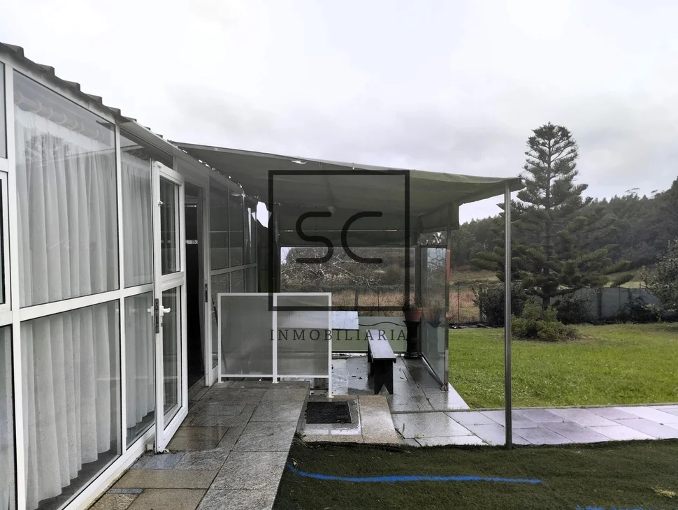 Casa con terreno en arteixo