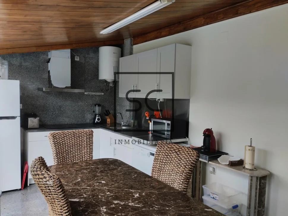 Casa con terreno en arteixo