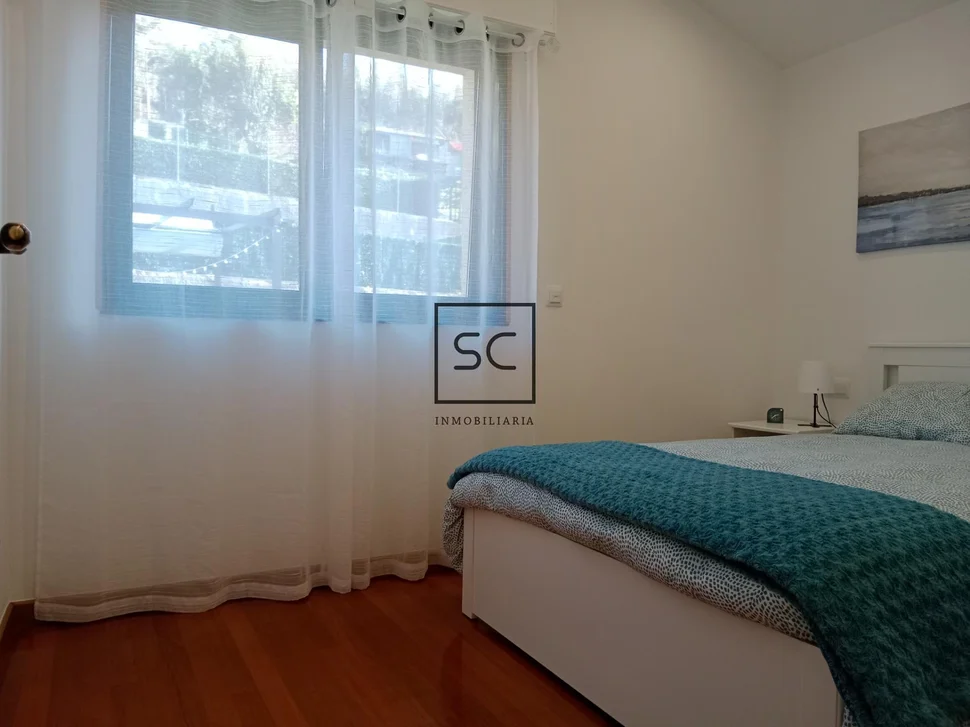 Chalet con piscina pantín-valdoviño