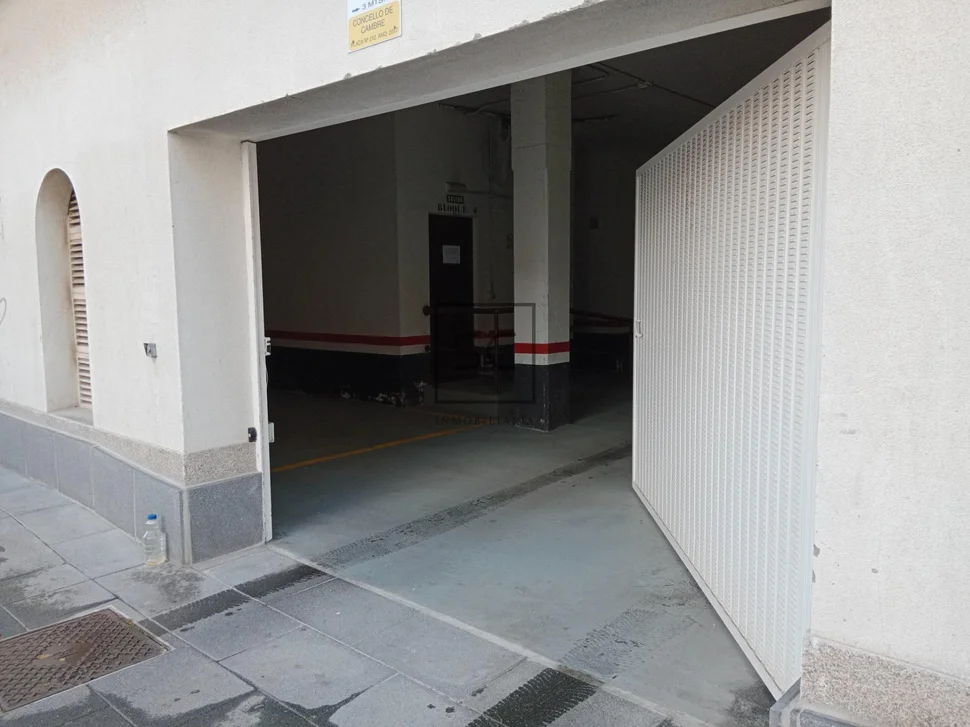 Vivienda de protección oficial en la barcala-cambre