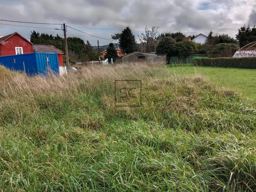 Casa con bodegas y nave en sequeiro-valdoviño