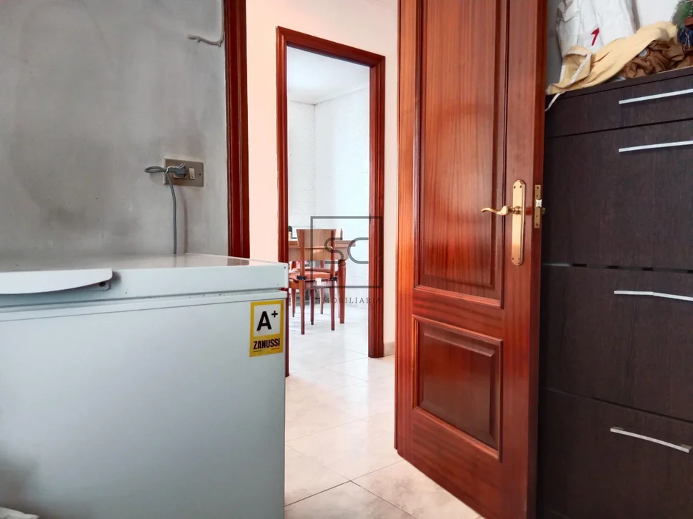 Casa con bodegas y nave en sequeiro-valdoviño