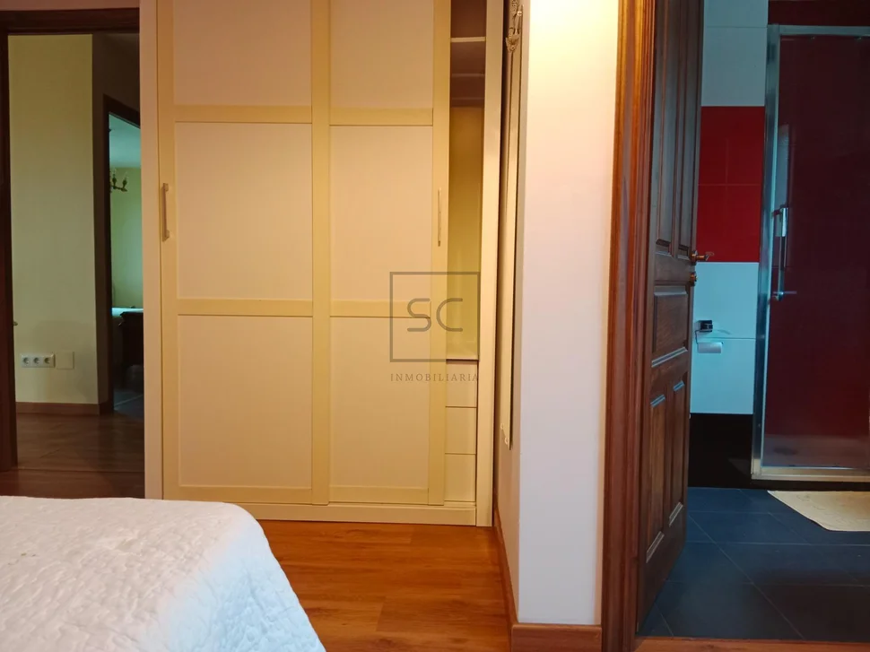 Vivienda con terraza y finca en vilarmaior