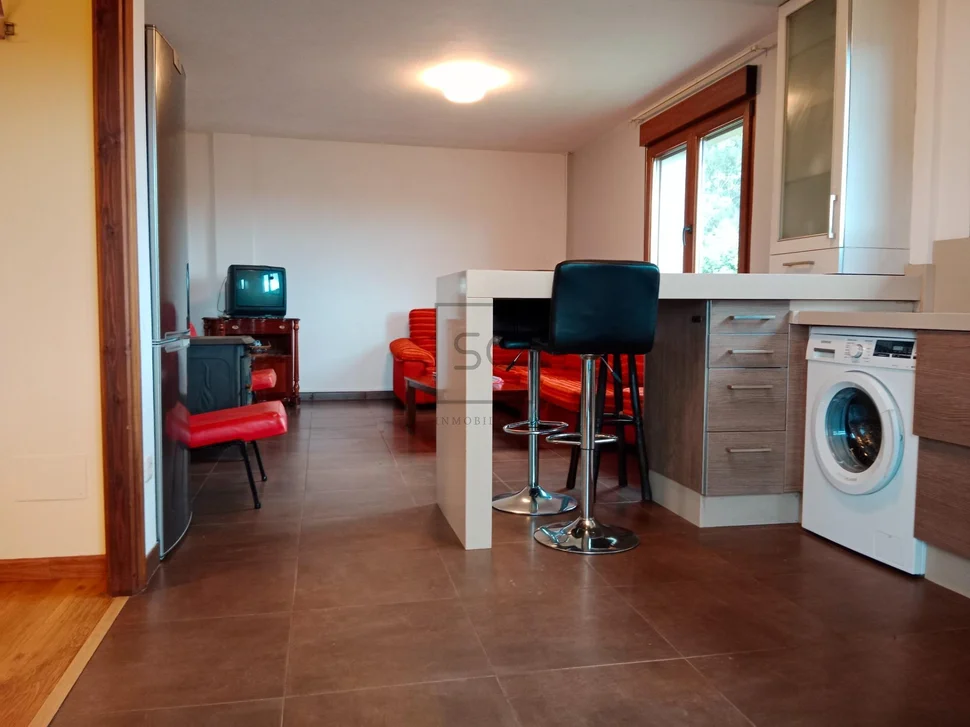 Vivienda con terraza y finca en vilarmaior