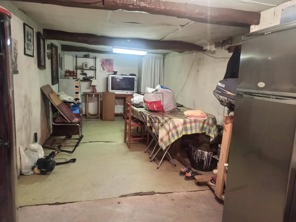 Casa con finca edificable en canido-ferrol