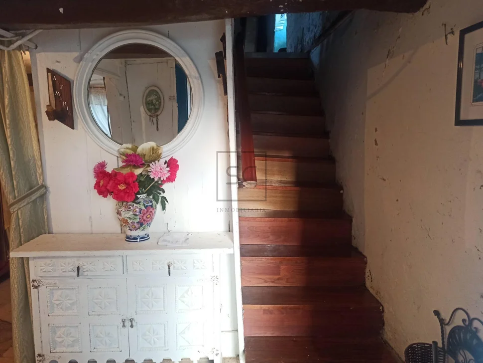 Casa con finca edificable en canido-ferrol