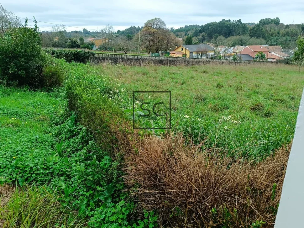 Finca edificable en o seixo-mugardos