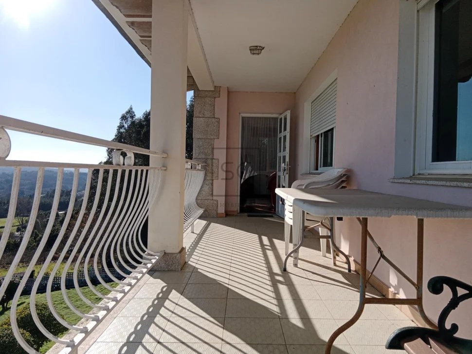 Vivienda con finca en breamo-pontedeume