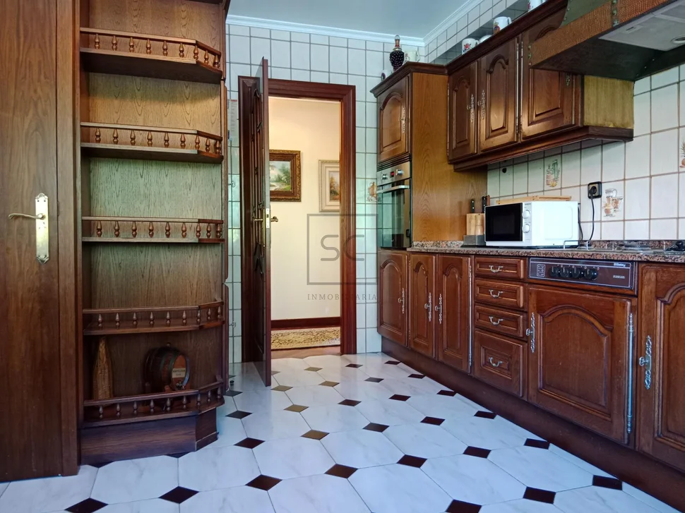 Vivienda con finca en breamo-pontedeume