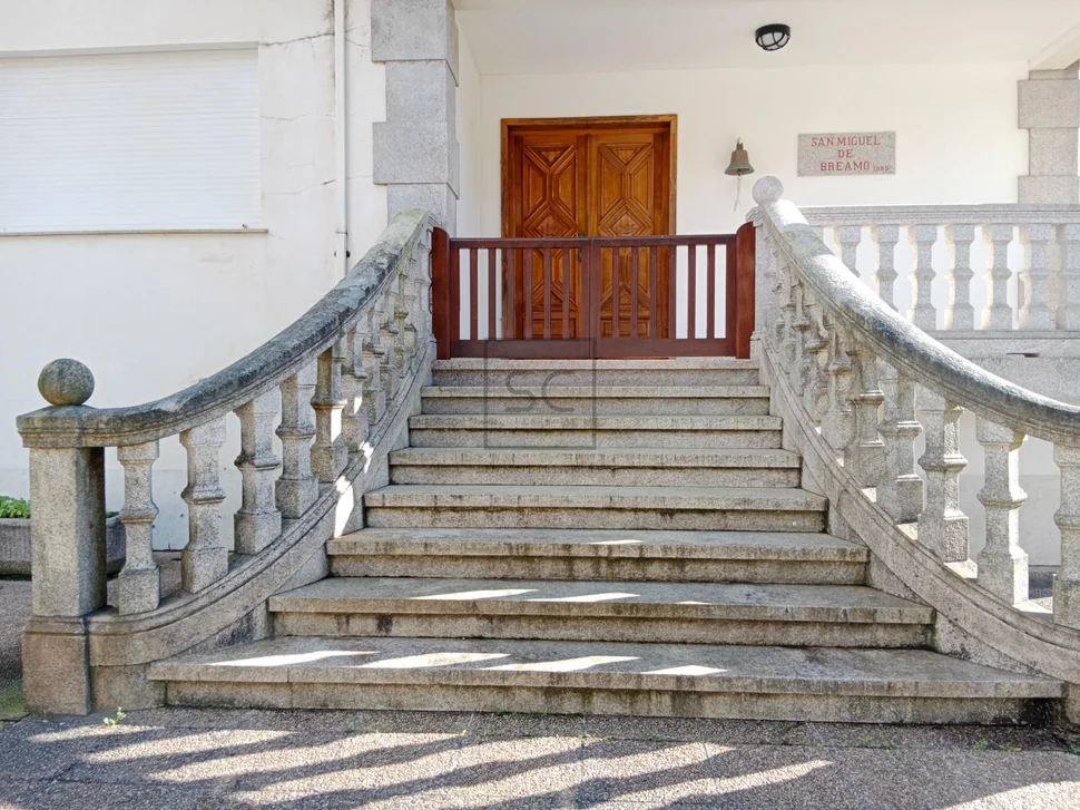 Vivienda con finca en breamo-pontedeume