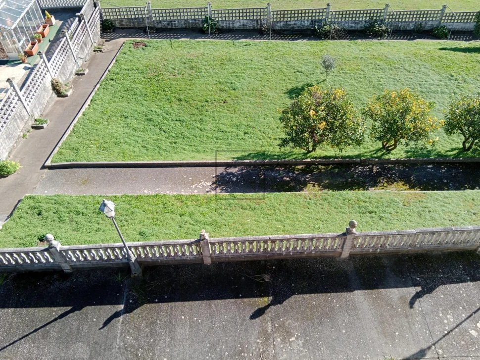 Vivienda con finca en breamo-pontedeume