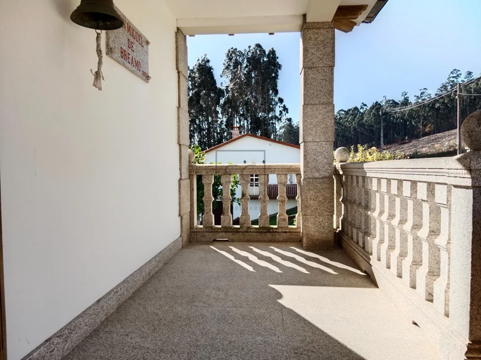 Vivienda con finca en breamo-pontedeume