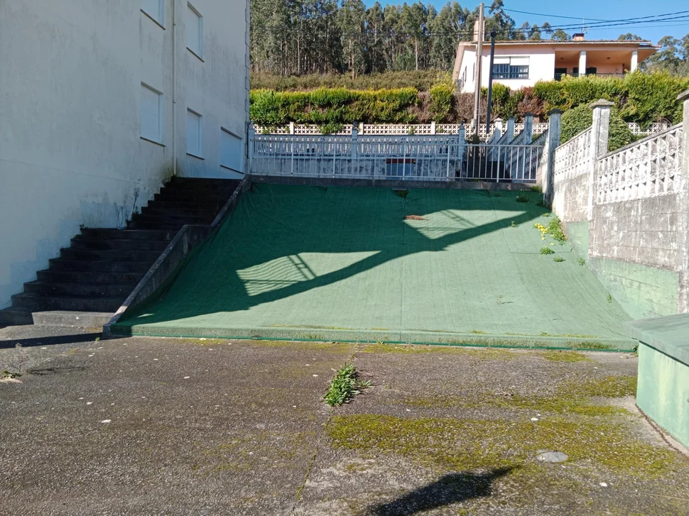 Vivienda con finca en breamo-pontedeume