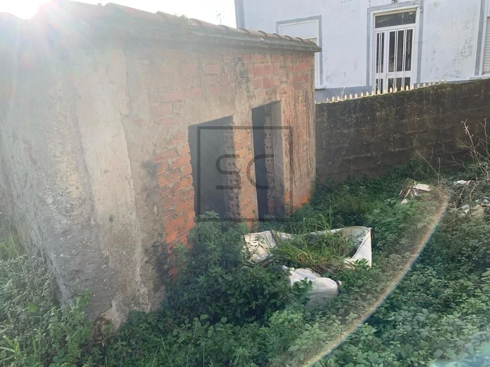 Casa para restaurar en casadelos-neda