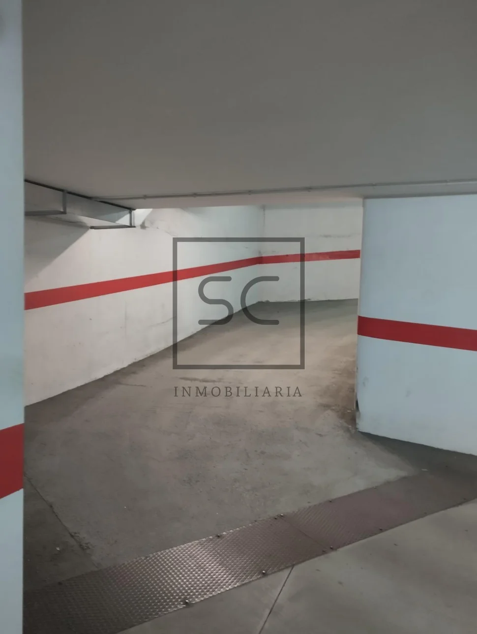 Luminoso piso con ascensor, garaje y trastero en sada