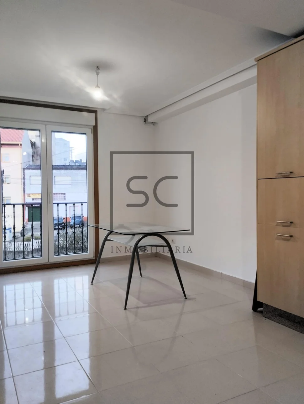 Luminoso piso con ascensor, garaje y trastero en sada