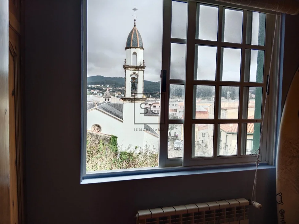 Pareado con jardin en cedeira