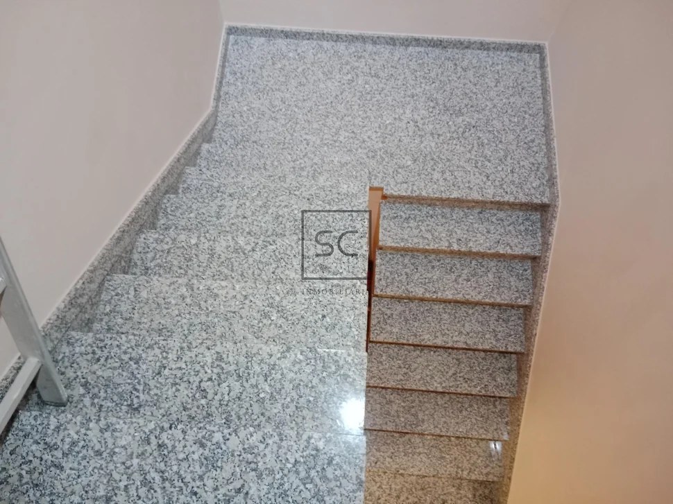 Pareado de piedra con finca en esteiro-cedeira