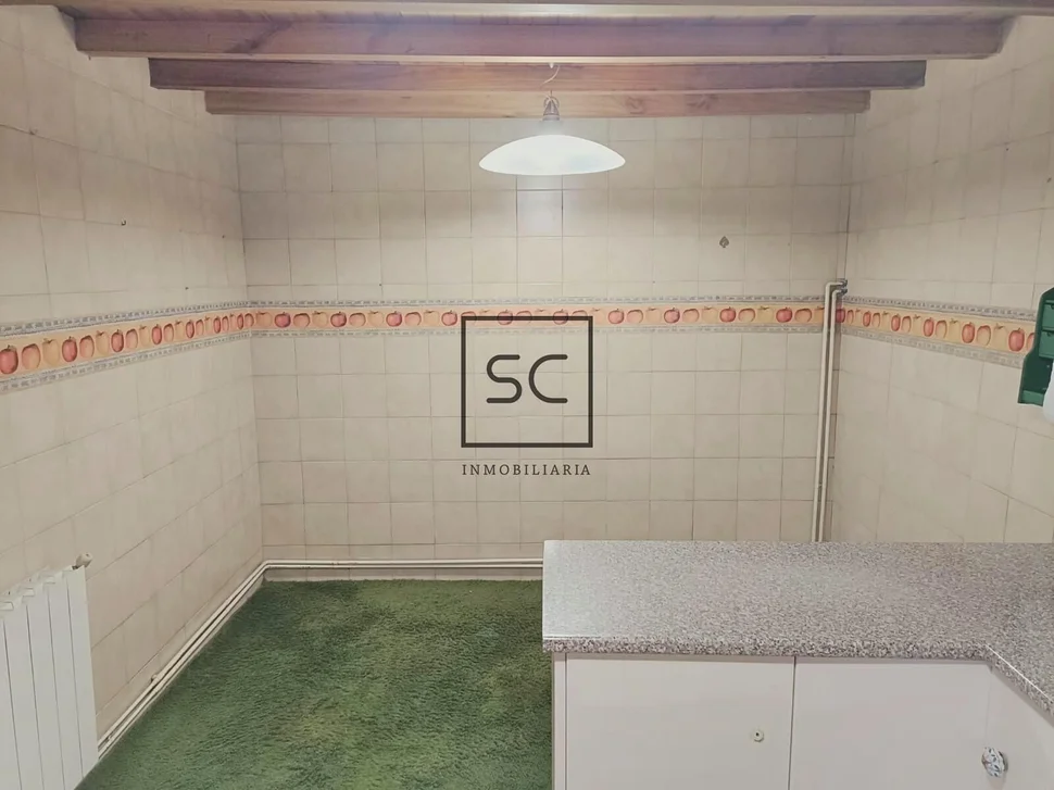 Casa con parcela edificable en santa mariña, ferrol