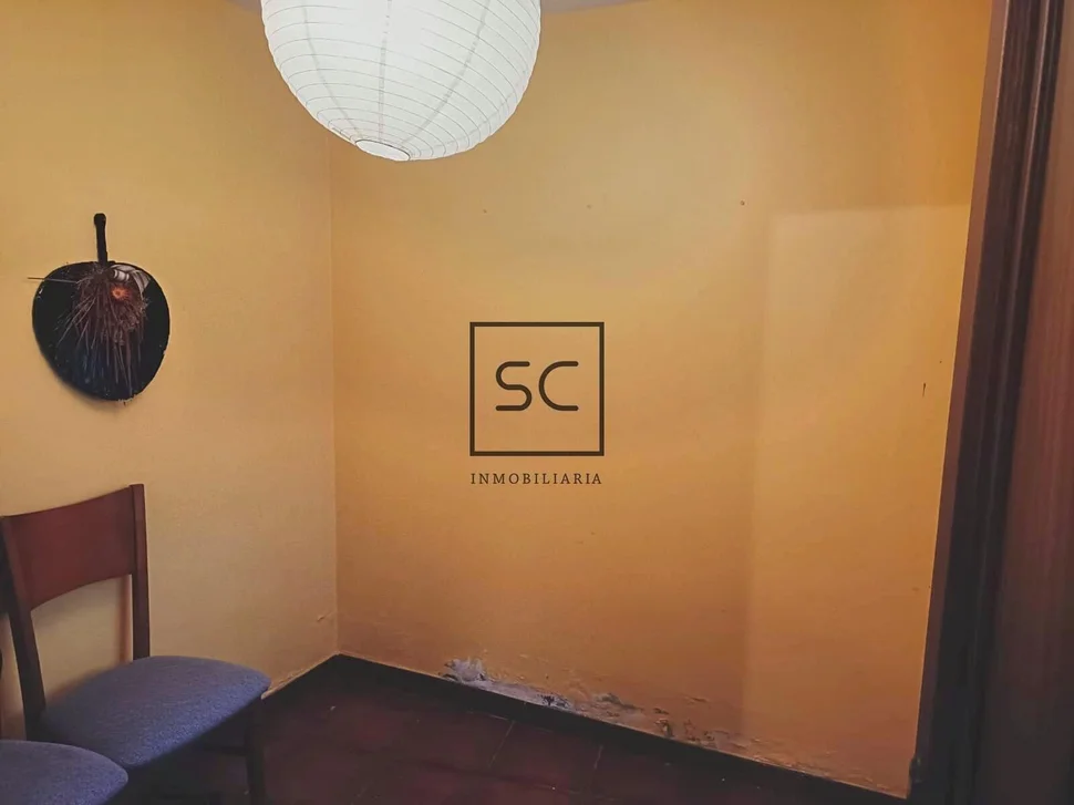 Casa con parcela edificable en santa mariña, ferrol