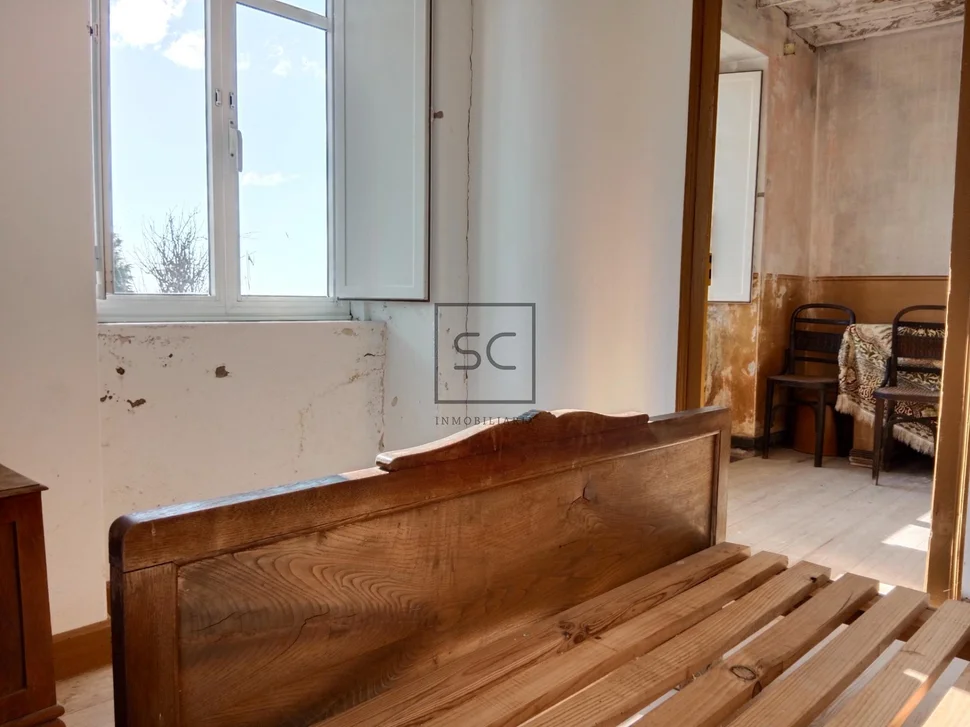 Casa con finca y bodega en magalofes-fene