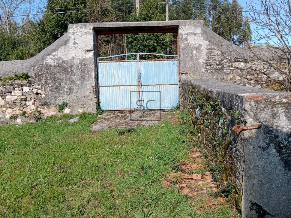 Casa con finca y bodega en magalofes-fene