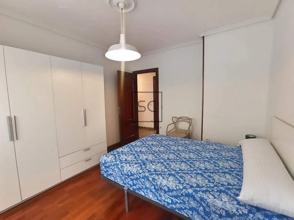 Piso con ascensor en puerta de neira-ferrol