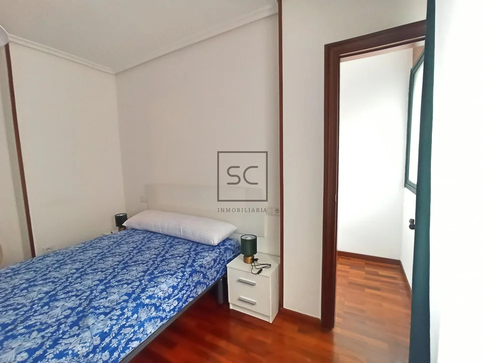 Piso con ascensor en puerta de neira-ferrol