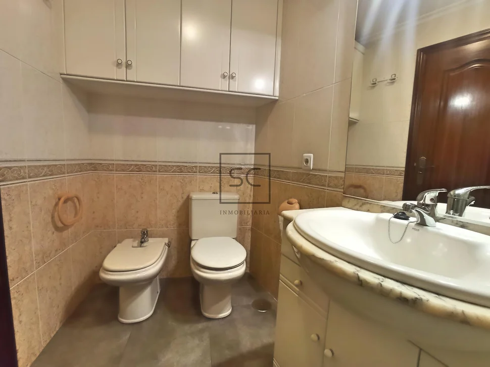 Piso con ascensor en puerta de neira-ferrol