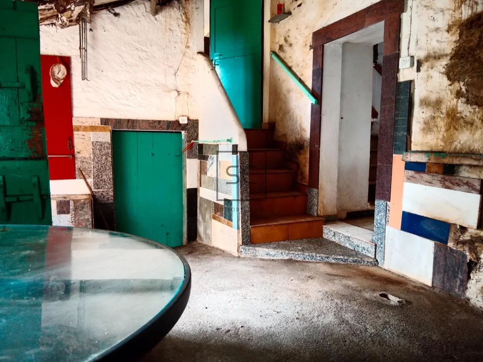 Casa con finca y garaje en moeche