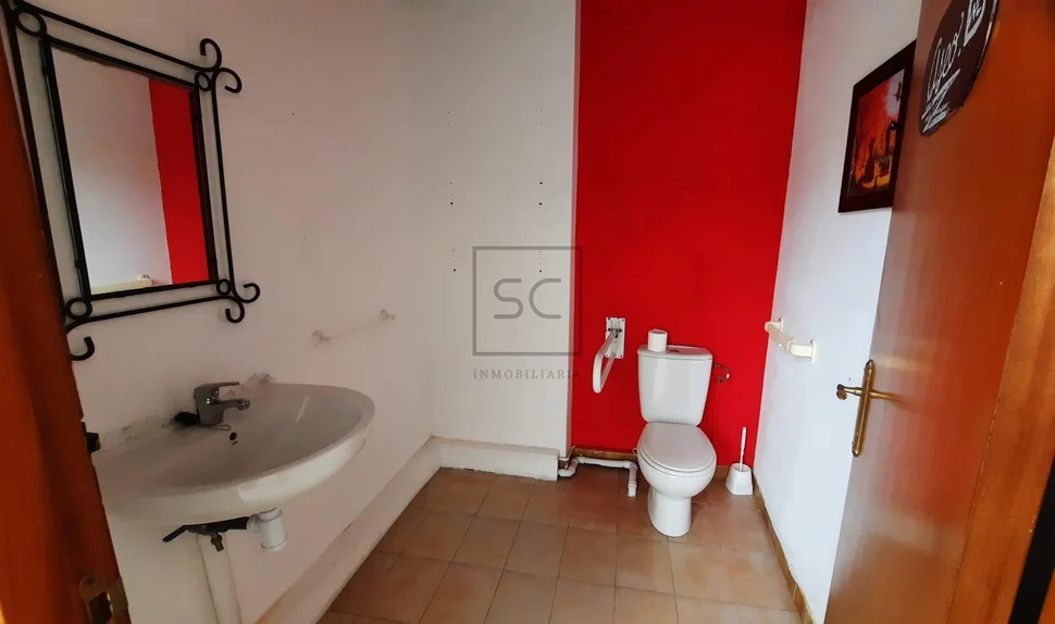 Local comercial en zona ayuntamiento narón