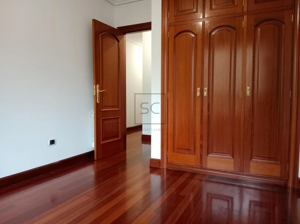 Piso con ascensor, garaje y trastero en ferrol