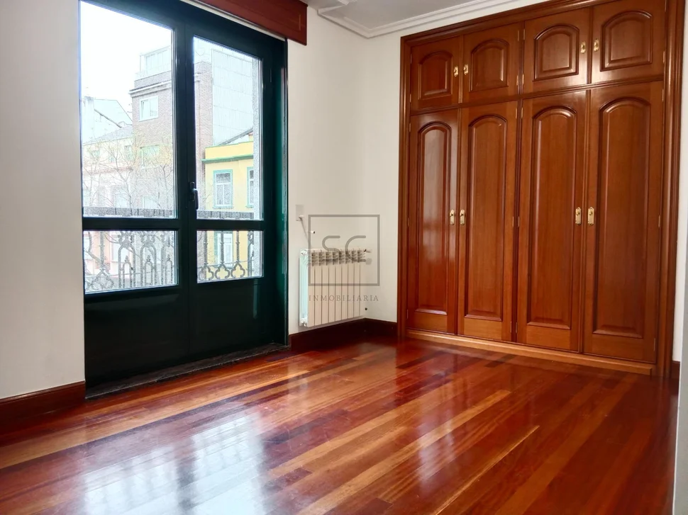 Piso con ascensor, garaje y trastero en ferrol