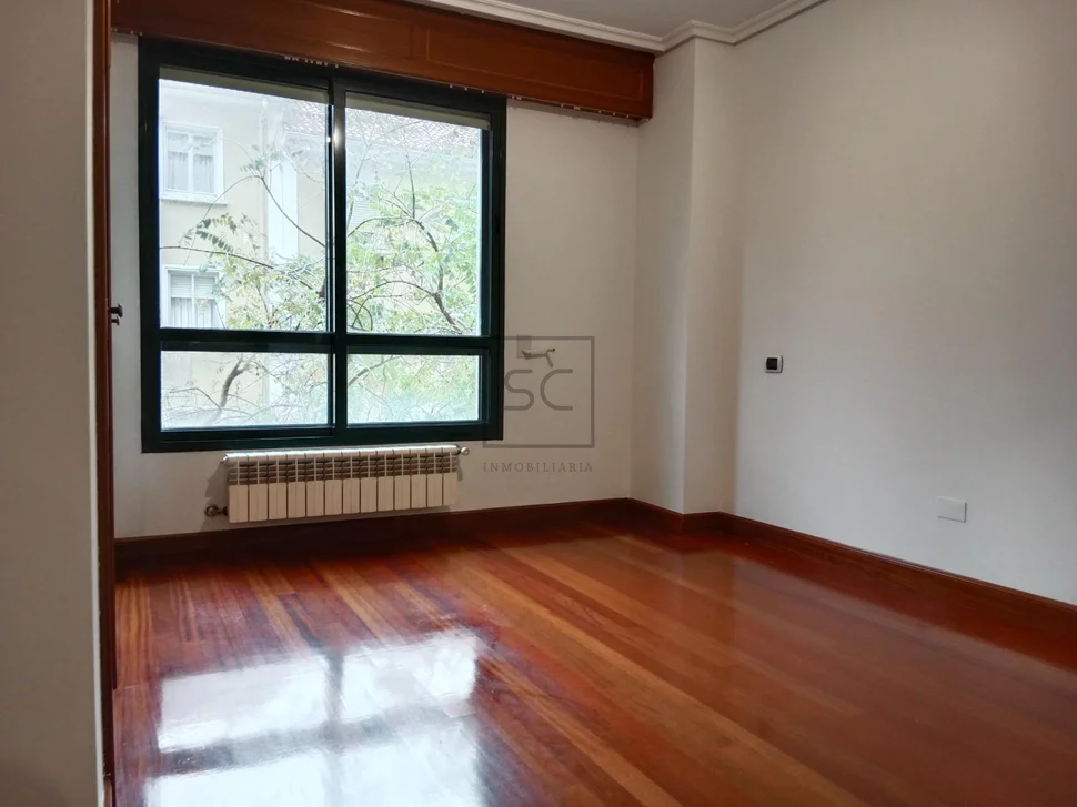 Piso con ascensor, garaje y trastero en ferrol