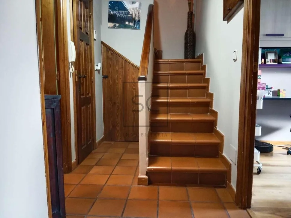 Dúplex invertido en caranza-ferrol