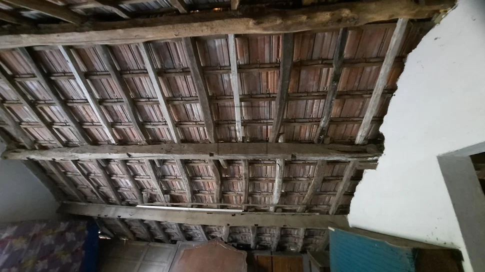 Casa unifamiliar para reforma con pequeña finca