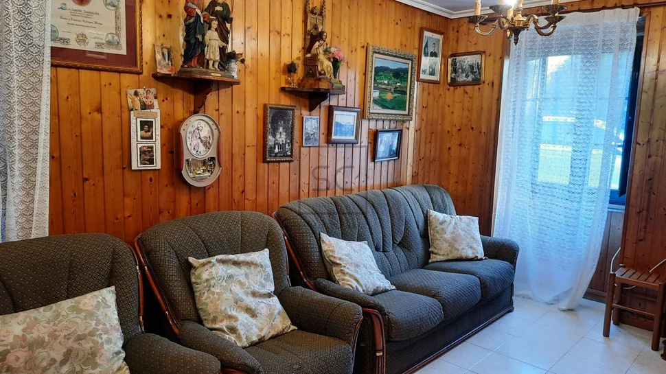 Casa unifamiliar para reforma con pequeña finca