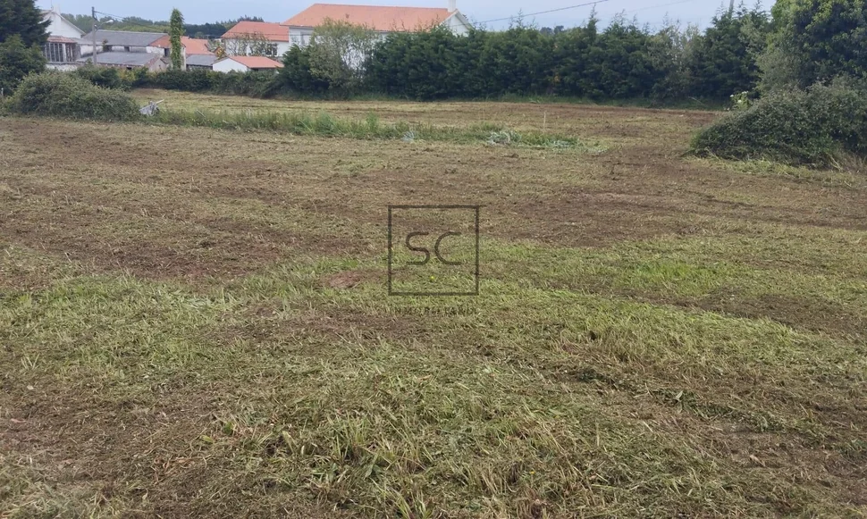 Finca edificable en lago-valdoviño