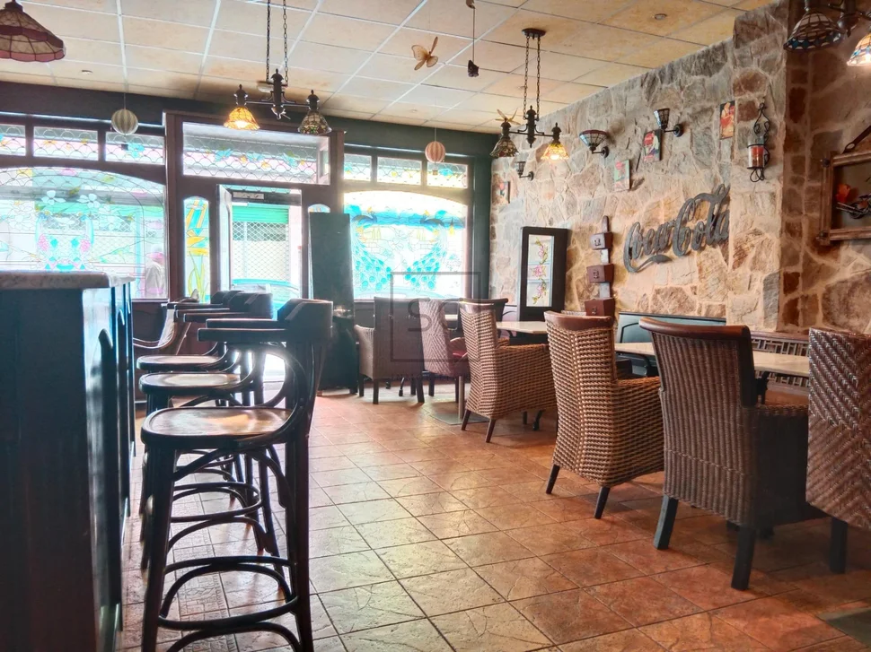 Bar-restaurante en santa cecilia-narón