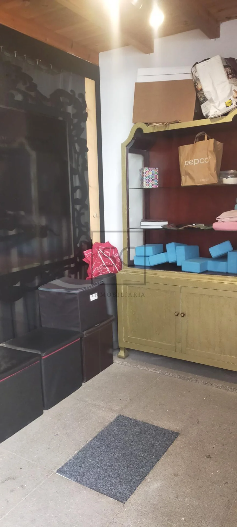 Local con patio en fajardo-ferrol