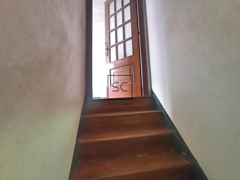 Casa con finca en pedroso, narón