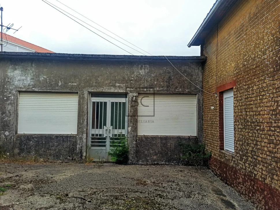 Casa con finca en pedroso, narón